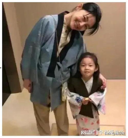 娱乐圈吃瓜爆料跟拍视频,跟拍视频揭露明星幕后真相